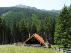 Zwergenhtte in Tirol Zwergenhtte in Tirol 
